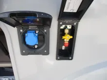 Fahrzeugbild Eura Mobil Integra Line GT IL 726 EF Caravan Messe Spezial #17