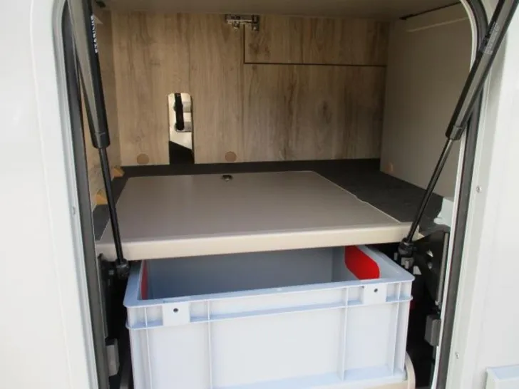 Fahrzeugbild Eura Mobil Integra Line GT IL 726 EF Caravan Messe Spezial #18