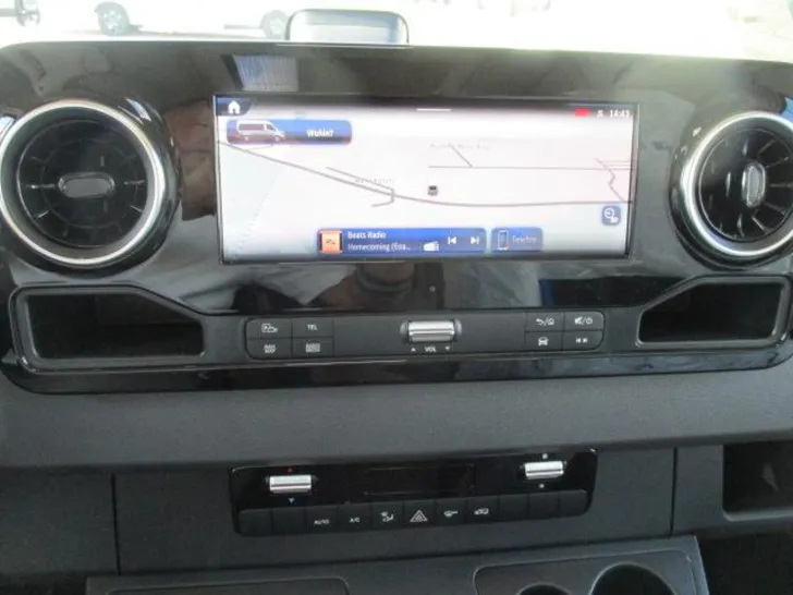 Fahrzeugbild Eura Mobil Integra Line GT IL 726 EF Caravan Messe Spezial #20