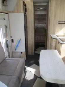 Fahrzeugbild Eura Mobil Integra Line GT IL 726 EF Caravan Messe Spezial #23