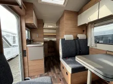 Fahrzeugbild Weinsberg CaraHome 650 MEG Dachklima Einzelbetten Mediapk #6