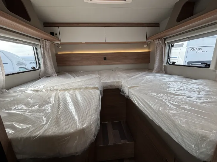 Fahrzeugbild Weinsberg CaraHome 650 MEG Dachklima Einzelbetten Mediapk #7