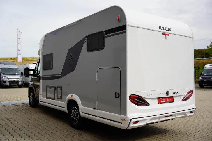 Fahrzeugbild Knaus L!VE WAVE 650 MEG Black Selection Lithium-Batterie|L-Sitzgruppe #4