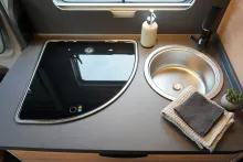 Fahrzeugbild Knaus L!VE WAVE 650 MEG Black Selection Lithium-Batterie|L-Sitzgruppe #10
