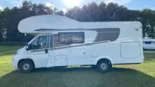 Seite Carado A 464 mit Vollausstattung