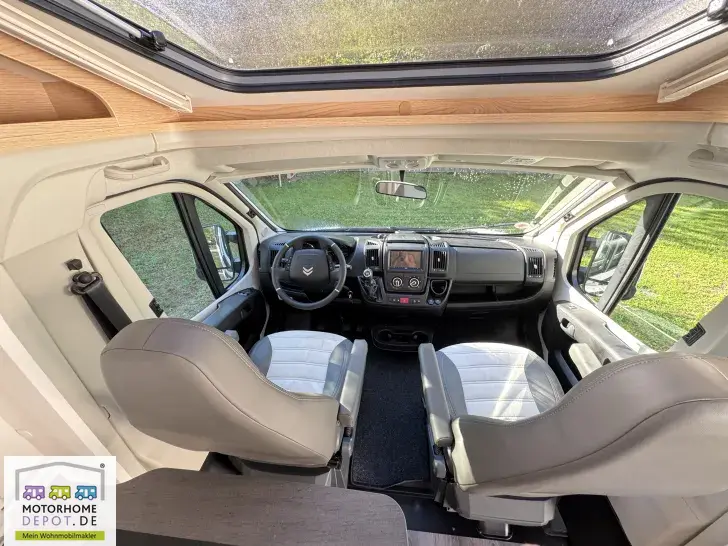 Fahrzeugbild Sunlight V 66 Adventure Edition #5