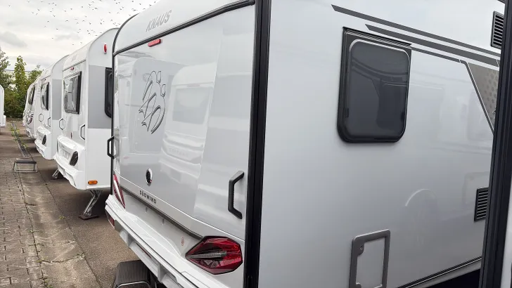 Schräg Hinten Knaus Südwind 580 QS
