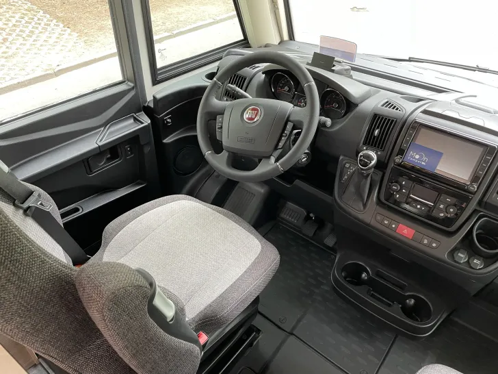Fahrzeugbild Knaus L!VE I 650 MEG #8