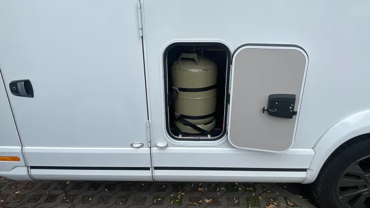 Fahrzeugbild Knaus Sky Wave 700 MEG #24