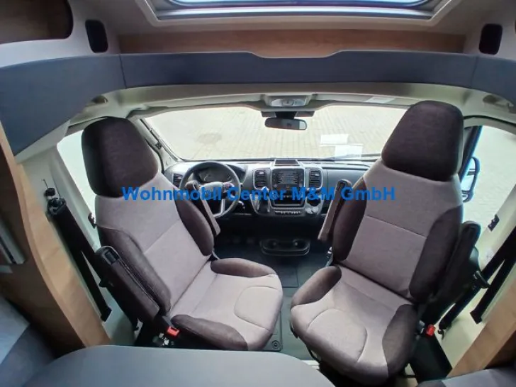 Fahrzeugbild Knaus LIVE WAVE 650 MEG 2027 Platinum Selection #5