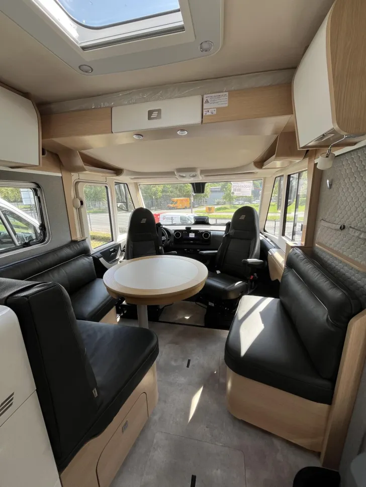 Fahrzeugbild Hymer B-Klasse ML I 890 BlackLine #8