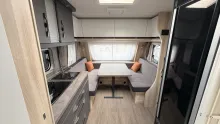 Fahrzeugbild Hobby De Luxe 495 WFB 2026 mit Heckbad #4