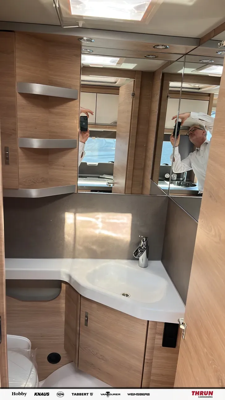 Toilette Knaus Südwind 460 EU 60 Years Zustand: sehr gut