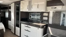 Küchen Hobby Prestige 650 KFU