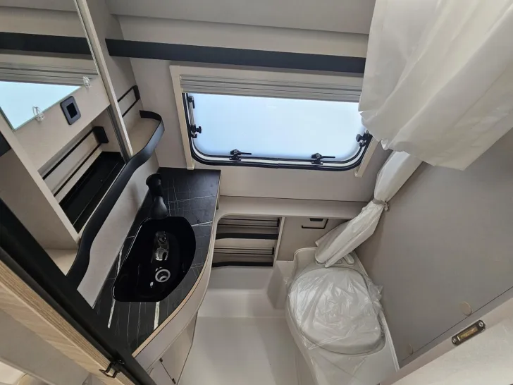 Fahrzeugbild Hymer Eriba Eriba Touring 542 Eder 30 Jahre Silver Edition #15