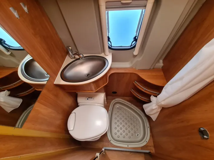 Fahrzeugbild Globecar Globescout Plus Pössl *Dachklima*SAT+TV*18"-Alu* #33