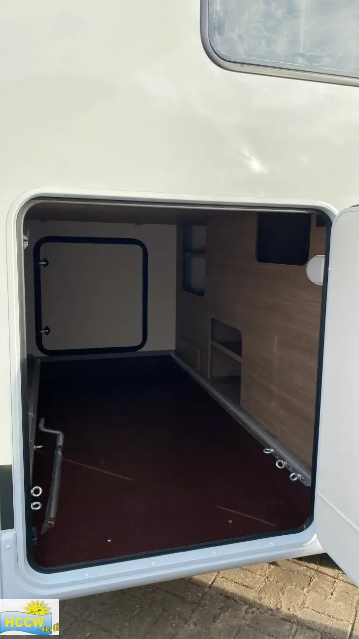 Heckgarage Carado T 338 pro + ohne Hubbett
