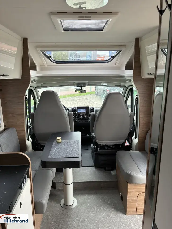 Fahrzeugbild Corigon Teilintegriert Pure T 70 LS AUTOMATIK,SOLAR,MARKISE #10