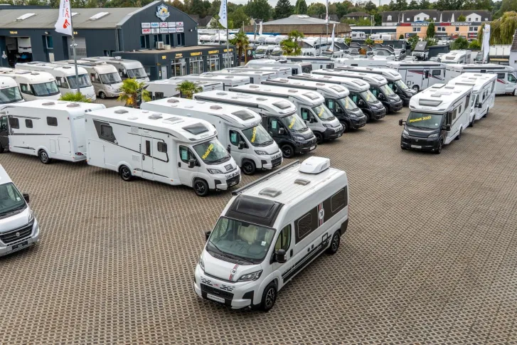 Fahrzeugbild LMC Innovan 600/603*Edition 70Jahre* 2xKlima*Navi* #1