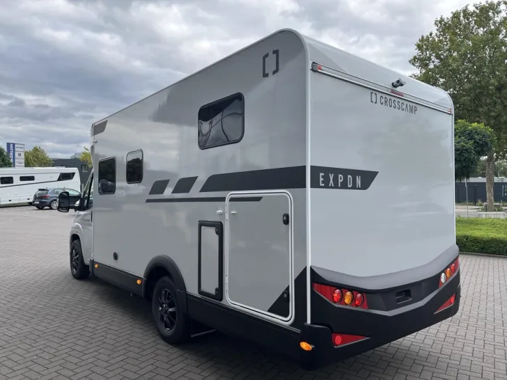 Fahrzeugbild Crosscamp EXPDN 7.0 E Peugeot #2