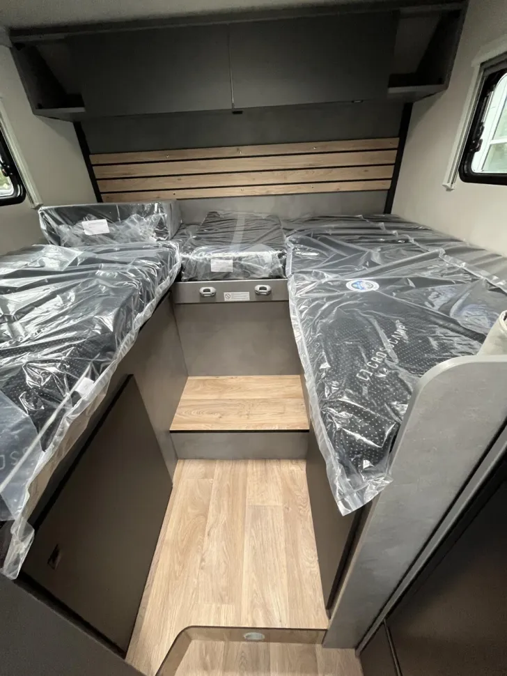 Fahrzeugbild Crosscamp EXPDN 7.0 E Peugeot #7
