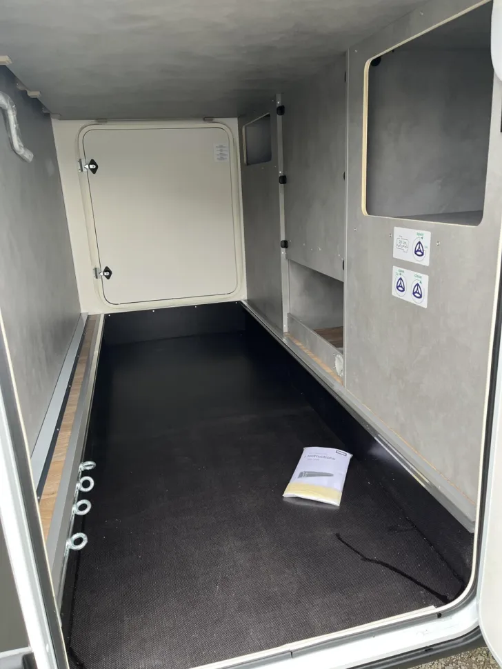 Fahrzeugbild Crosscamp EXPDN 7.0 E Peugeot #11