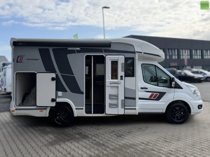 Fahrzeugbild Challenger Teilintegriert 250 Graphite Edition Arctic AT #7