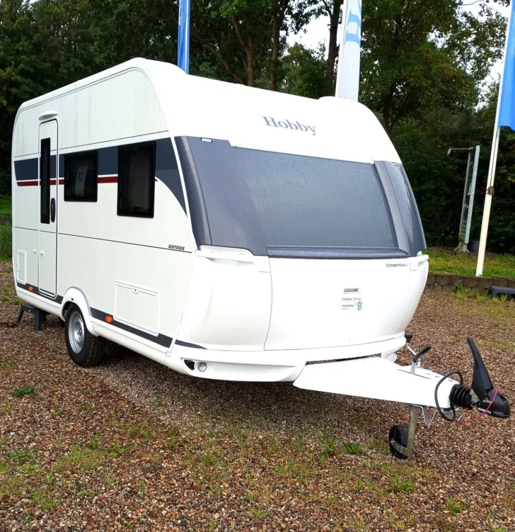 Fahrzeugbild Hobby OnTour 390 SF #1