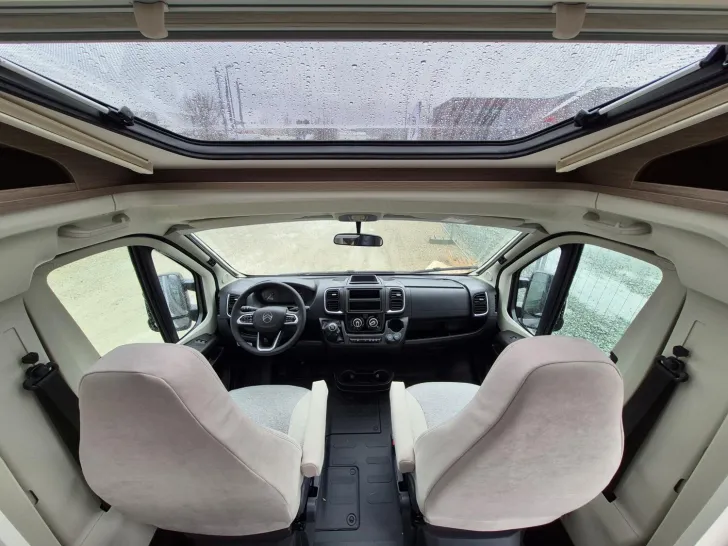 Fahrzeugbild Carado V 337 Mietwagen günstig abzugeben #10