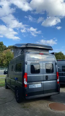 Schräg Hinten Carado CV 541 PRO Automatik