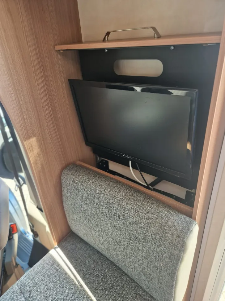 Fahrzeugbild Knaus Sky TI 700 MEG #6