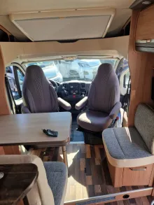 Fahrzeugbild Knaus Sky TI 700 MEG #8