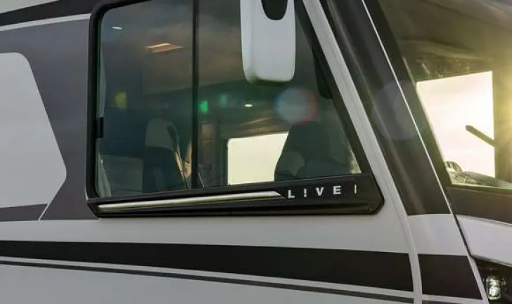Fahrzeugbild Knaus L!VE I 650 MEG 180 PS, Lithiumbatterie LIVE #5