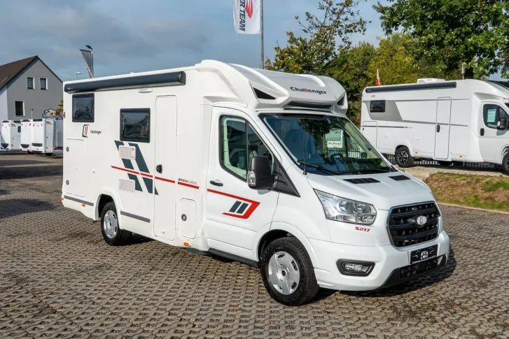 Fahrzeugbild Challenger S217 Break Edition *Automatik*Solar*Markise* #2