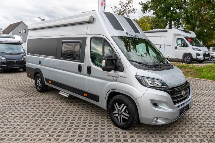 Fahrzeugbild Dreamer Camper Family Van Five by Rapido *Etagenbetten* #2