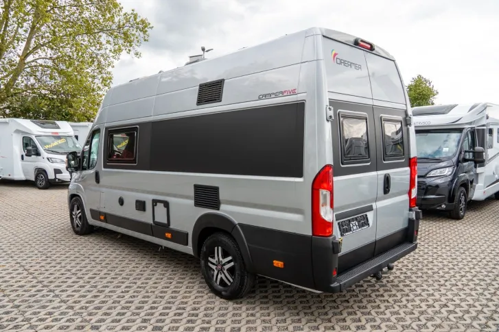 Fahrzeugbild Dreamer Camper Family Van Five by Rapido *Etagenbetten* #4