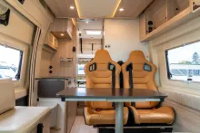 Fahrzeugbild Dreamer Camper Family Van Five by Rapido *Etagenbetten* #12