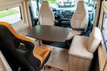 Fahrzeugbild Dreamer Camper Family Van Five by Rapido *Etagenbetten* #13