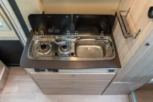 Fahrzeugbild Dreamer Camper Family Van Five by Rapido *Etagenbetten* #17