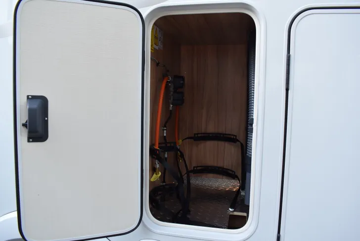 Fahrzeugbild Hymer ML-T 580 Mercedes, Automatik, Distronic #33