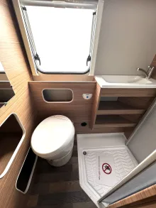 Fahrzeugbild Weinsberg CaraHome 650 DG Licht / Sicht Paket #20