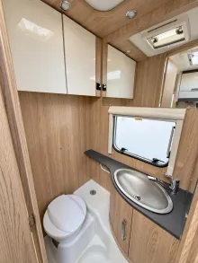 Fahrzeugbild Bürstner Averso Plus 510 TK Hubbett Mover/el. Rangierhilfe #26