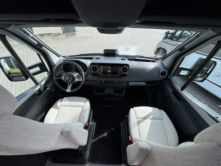 Fahrzeugbild Hymer ML-T CrossOver 570 Aktion 4x4  18 Räder etc #9