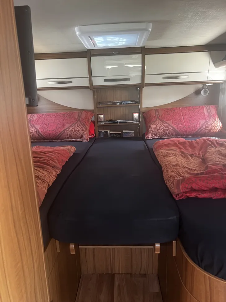 Fahrzeugbild Hymer Tramp SL 588 Autark, AHK #5