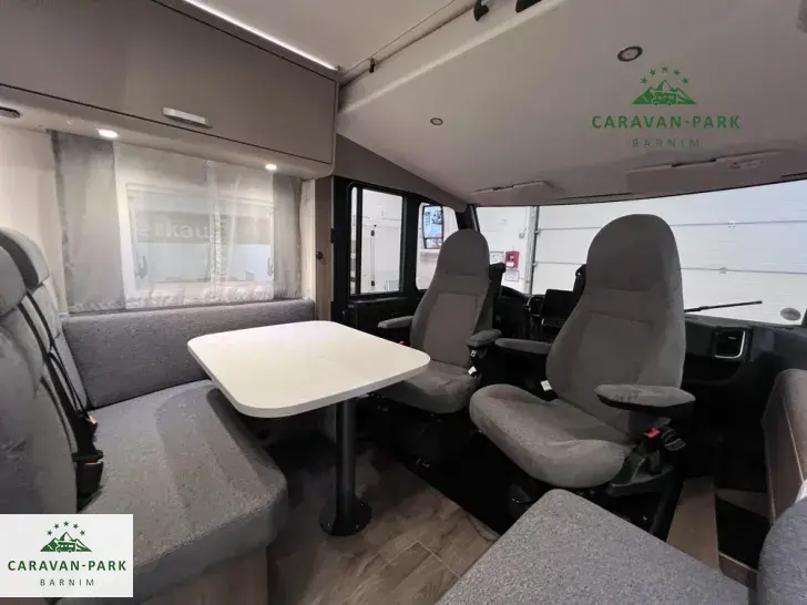 Fahrzeugbild Carado I 447 #8