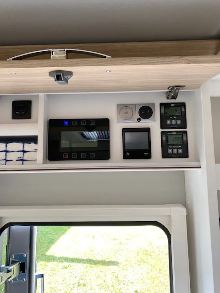 Fahrzeugbild Frankia Platin I 8400 PLUS #7