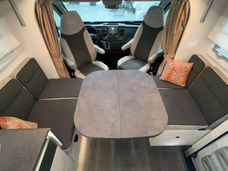 Fahrzeugbild Challenger 337 Graphite Ultimate/Automatik/Einzelbetten+Hub #8