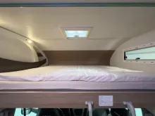 Fahrzeugbild Challenger Genesis C194 Festbett Garage Markise TRUMA #12