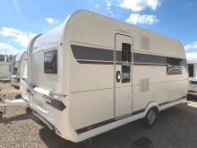 Fahrzeugbild Hobby Excellent 460 SL/1.500 kg/Bettverbreiterung/2027 #1