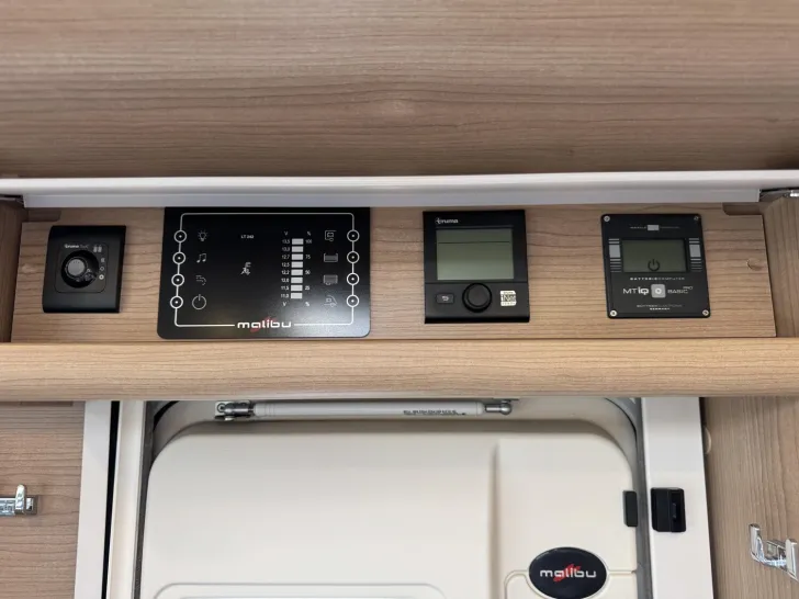 Fahrzeugbild Malibu T 430 LE #30